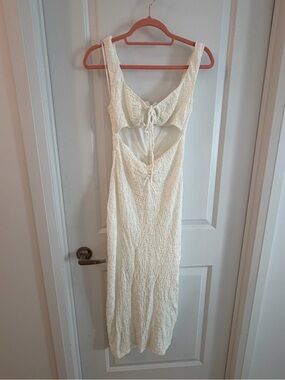 Cream textured cutout white fox dress